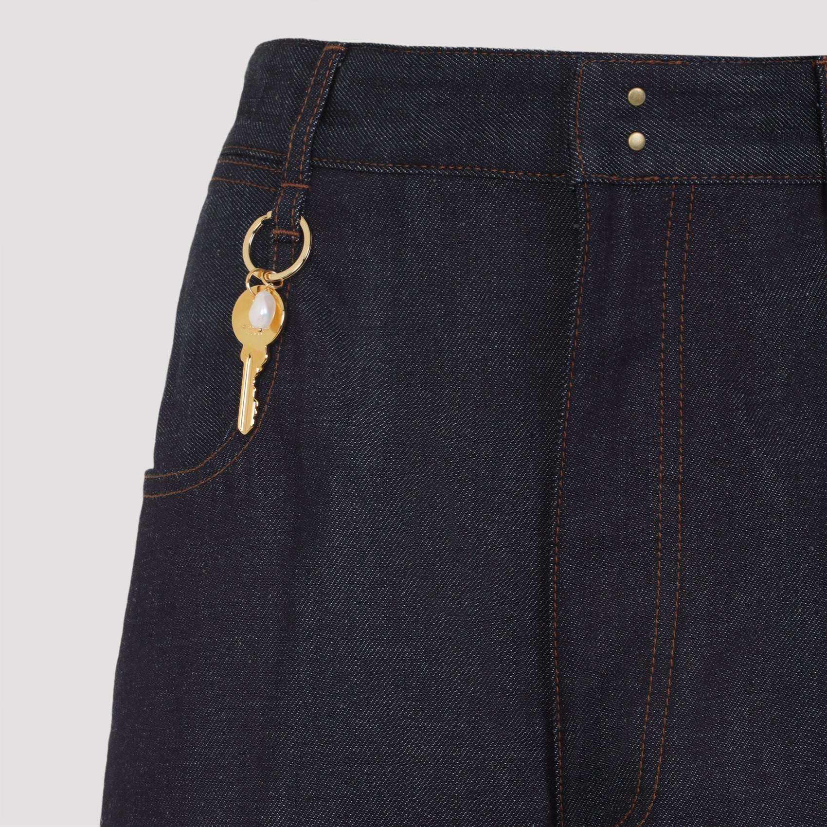 CARVEN Stylish Jeans for Women - Perfect Fit for Fall/Winter 2025