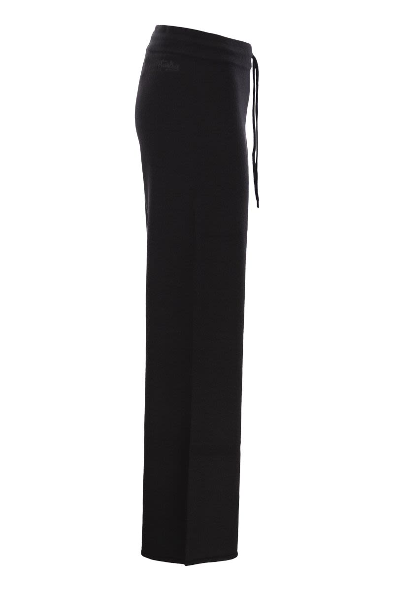 MC2 SAINT BARTH Elegant Women's Knit Trousers