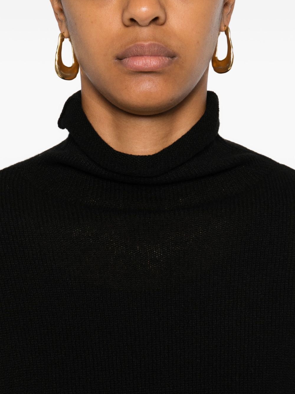 BEYOU Cashmere Turtle-Neck Sweater