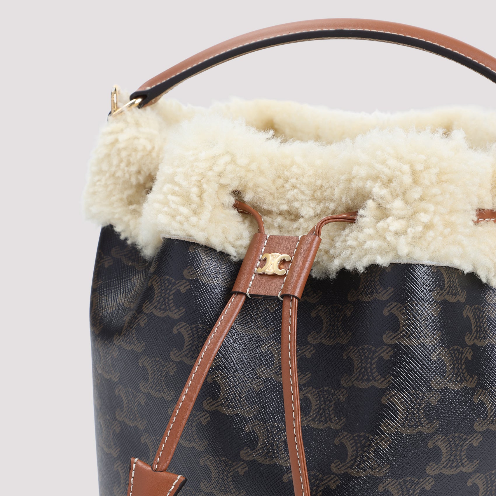 CELINE Clara Bucket Handbag - W:19.5cm H:24cm D:19.5cm