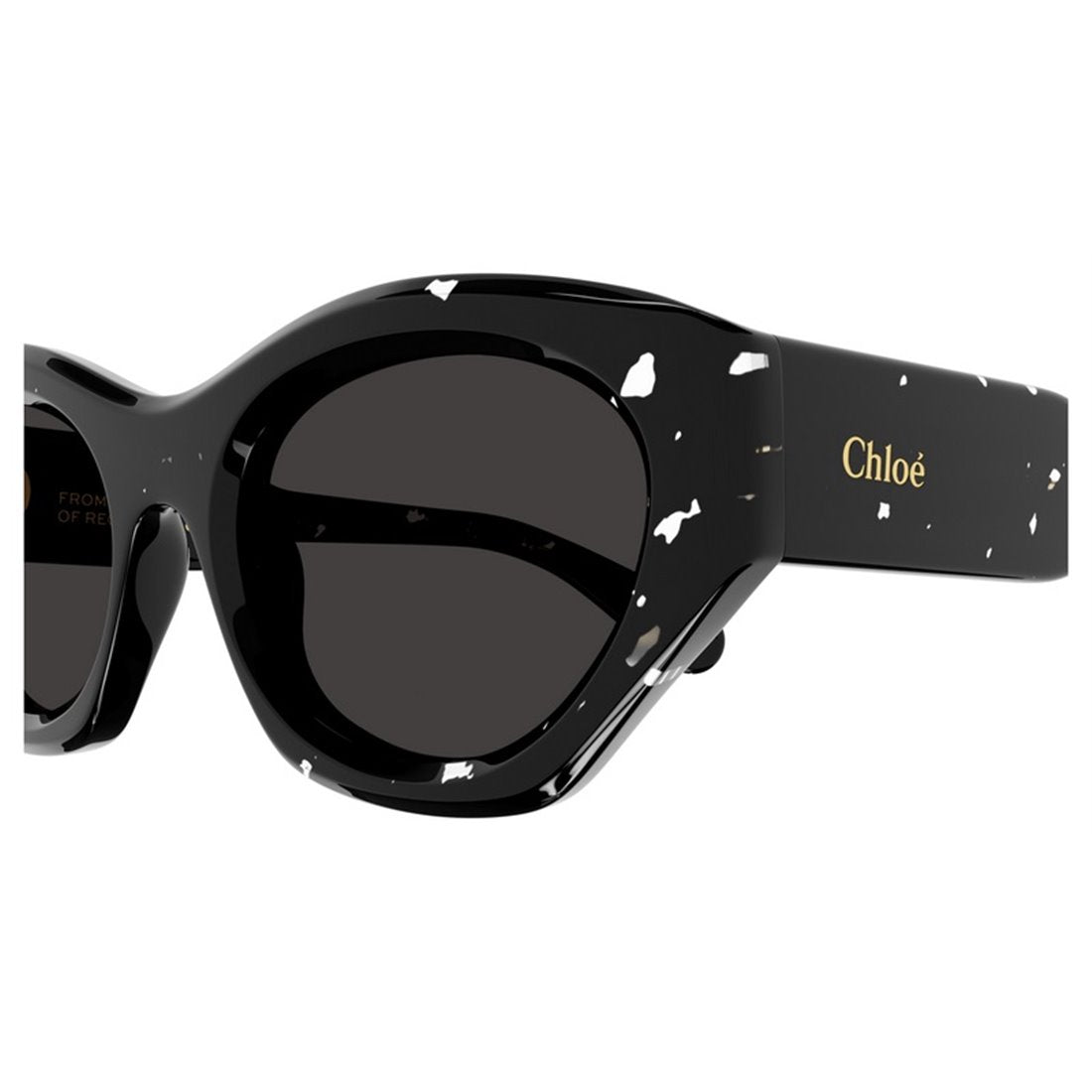 CHLOÉ Elegant Women's Sunglasses - Timeless Style