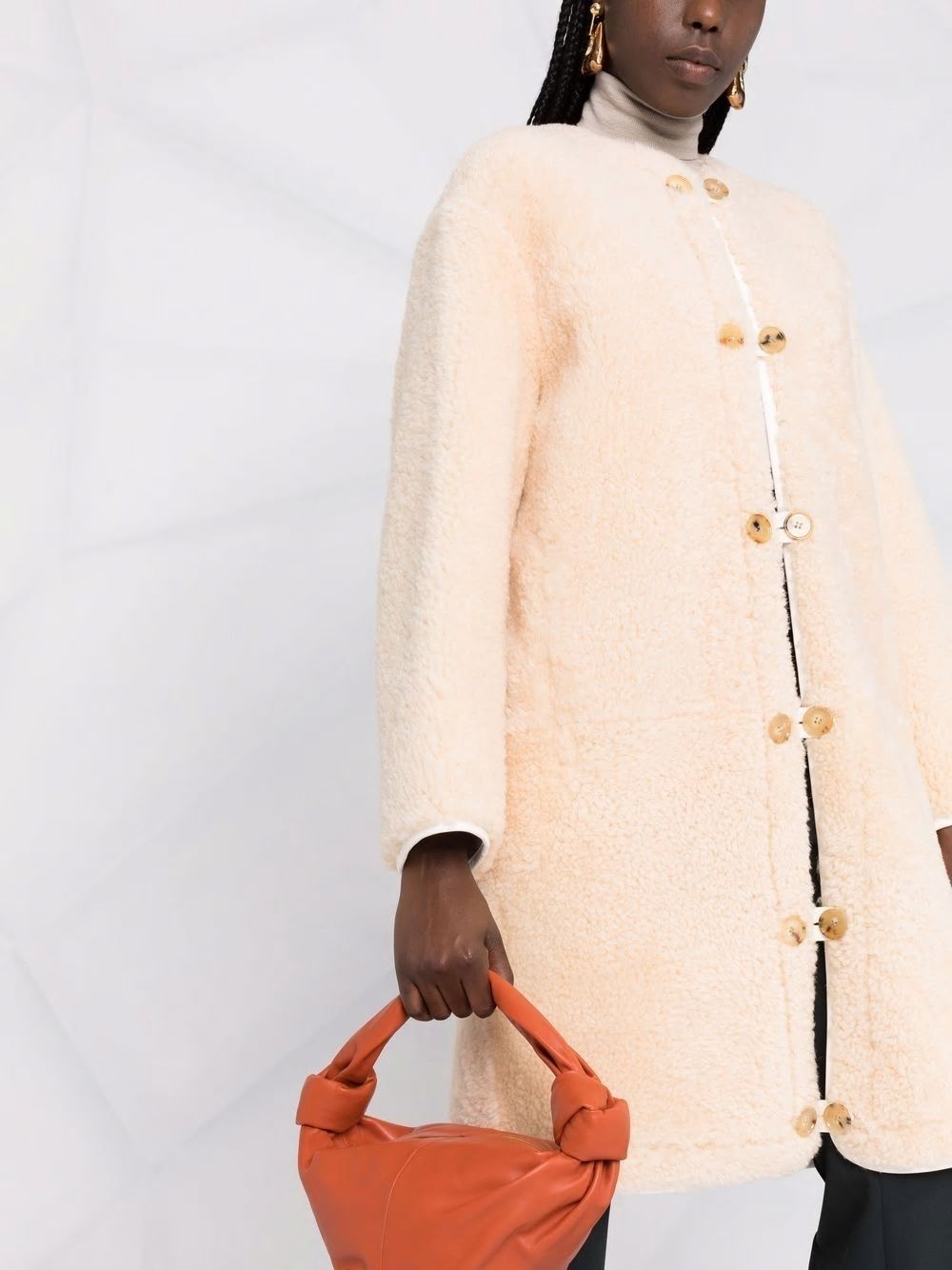 CHLOÉ Elegantly Crafted Leather Jacket for Women