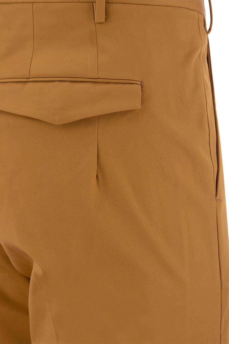 PT01 Men's Relaxed-Fit Cotton Trousers