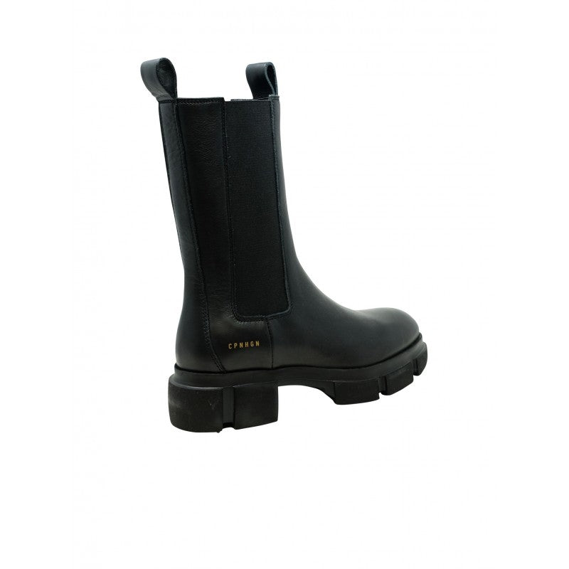 COPENHAGEN Elegant Leather Chelsea Boots for Women - Size 5