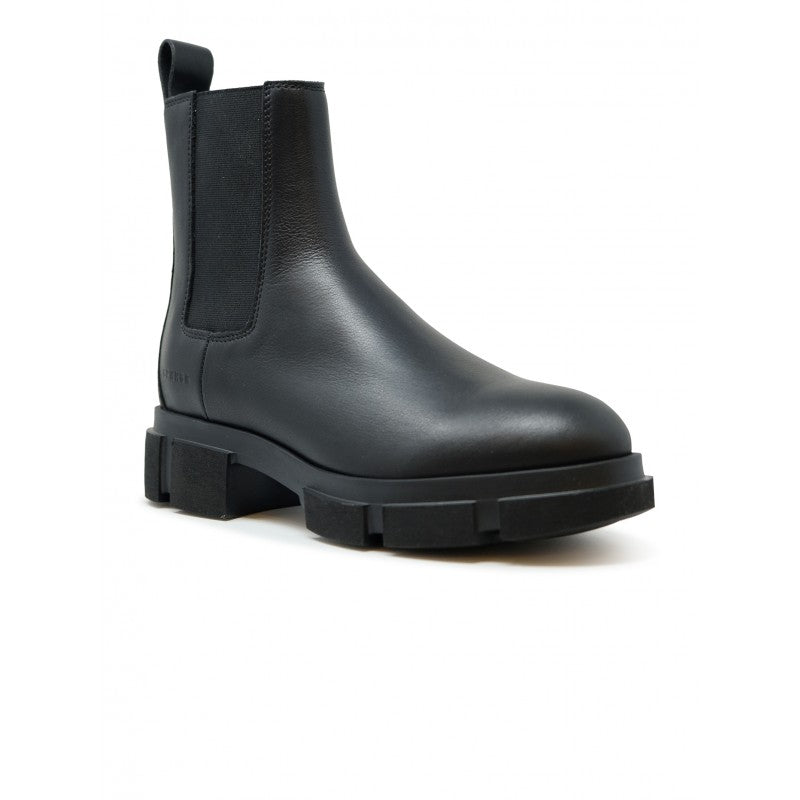 COPENHAGEN Chic Leather Chelsea Boots for Women