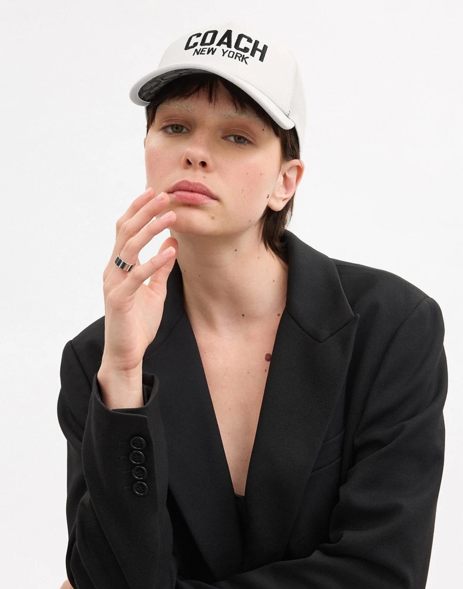 COACH Embroidered Logo Trucker Hat