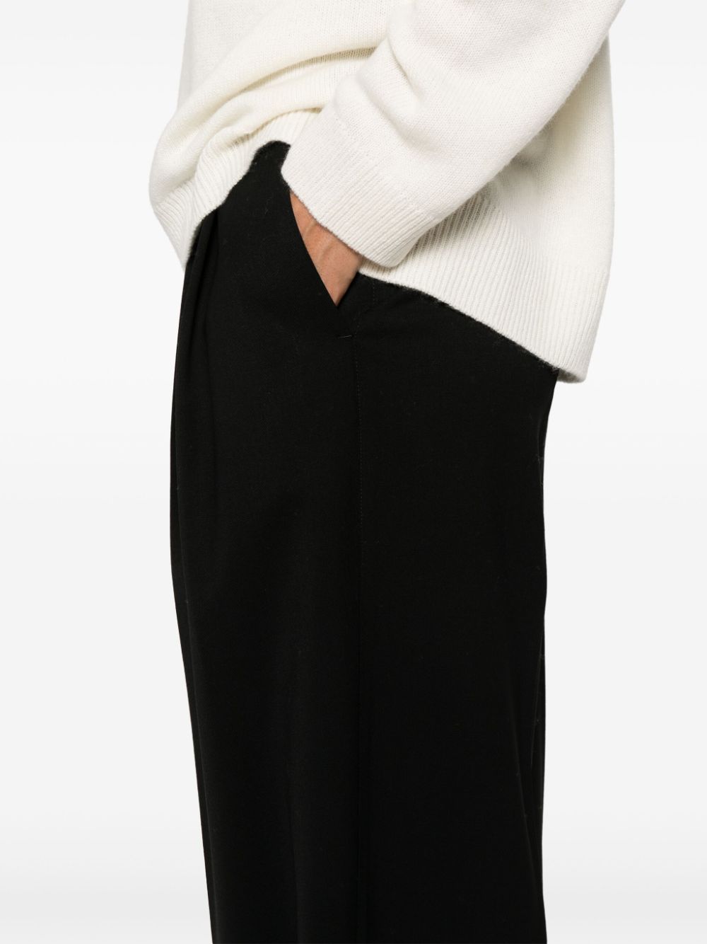 PAROSH Luxury Virgin Wool Trousers with Wide Front Pleats