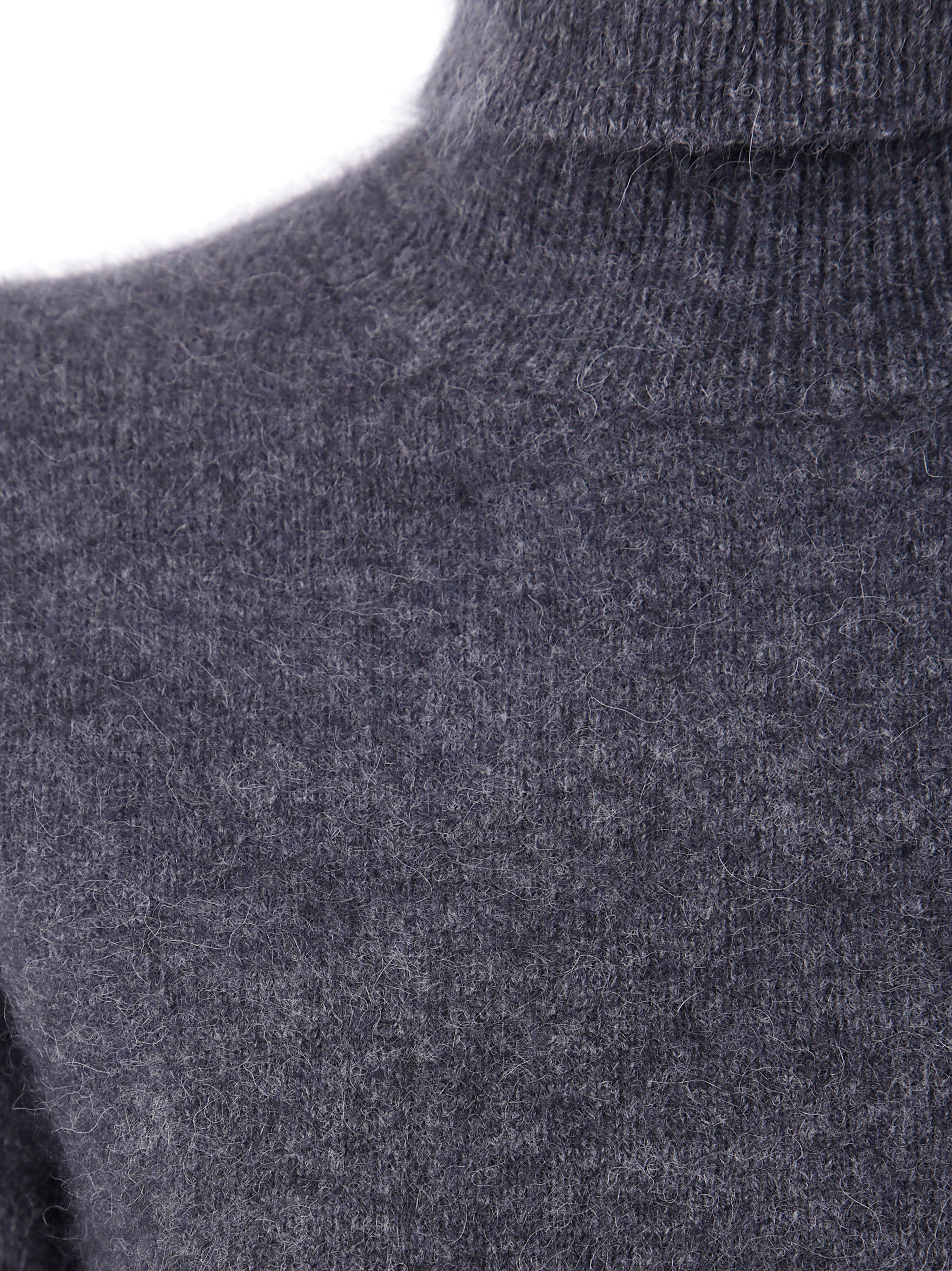 PAROSH Fitted Turtle Neck Sweater