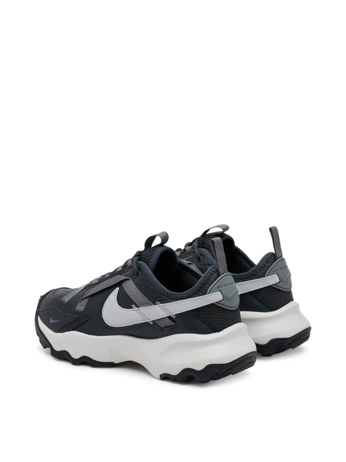 NIKE TC 7900 Women's Sneaker