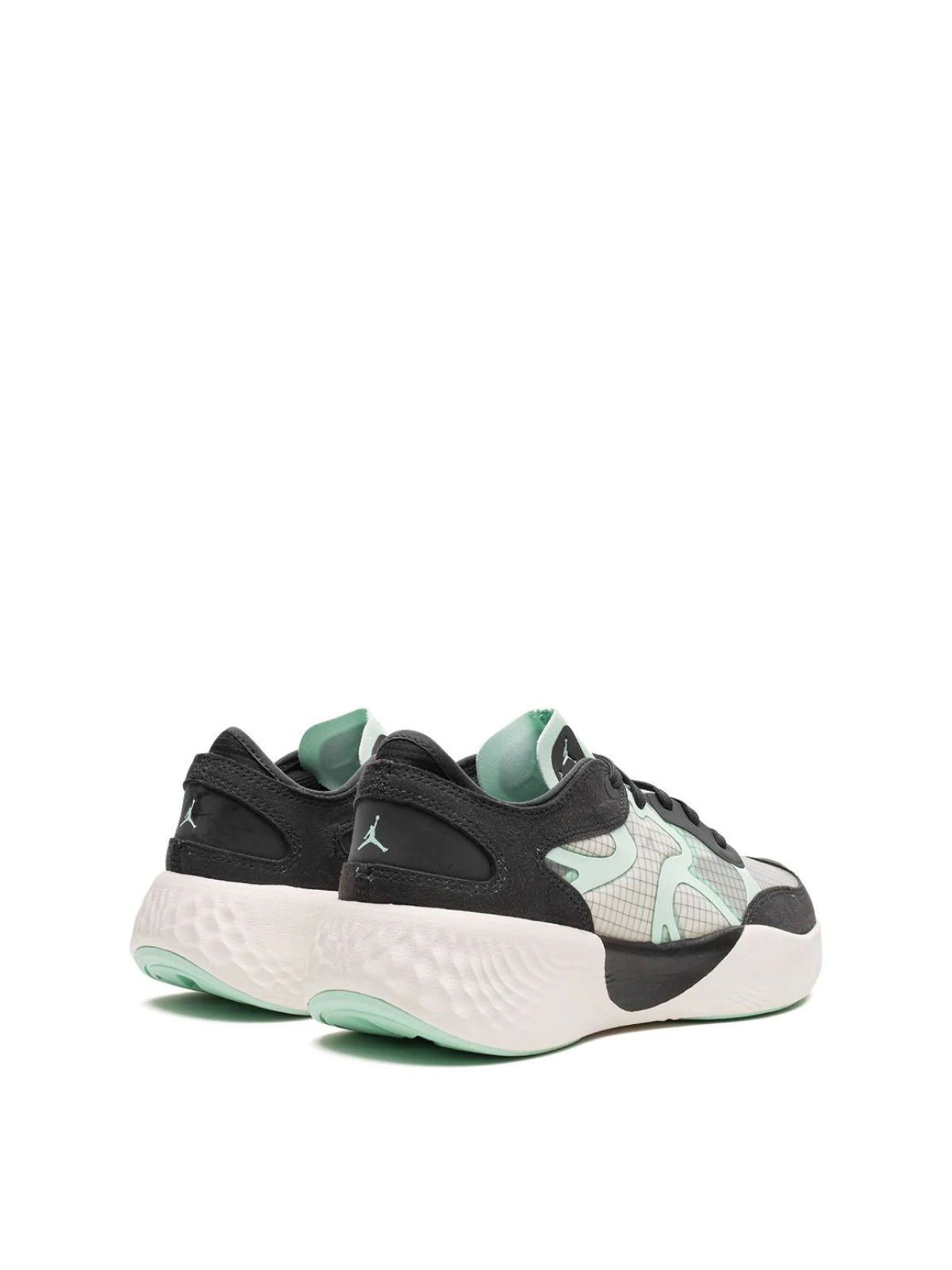 NIKE Delta 3 Low Women's Sneaker - Perfect for Spring/Summer 2025