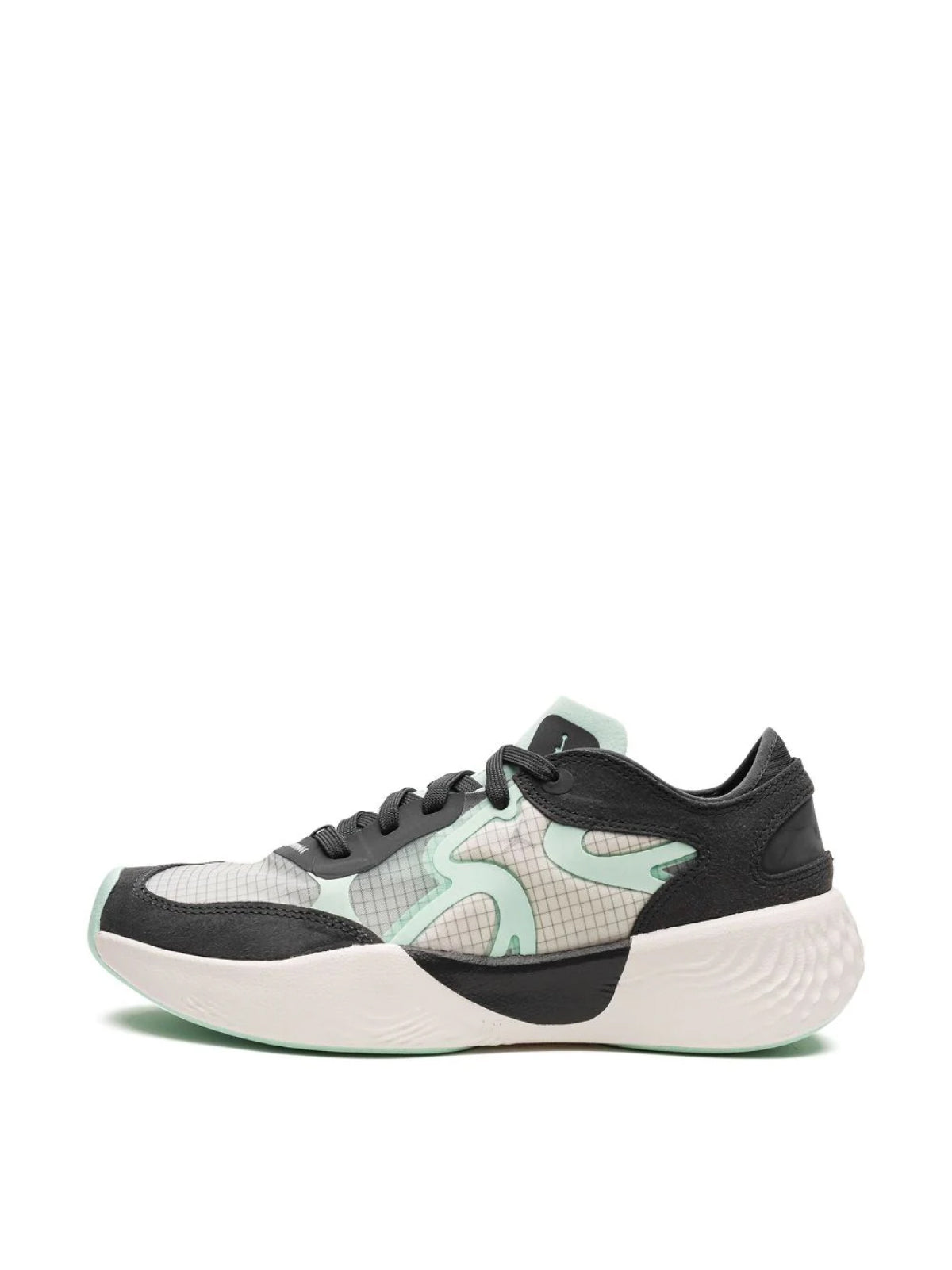 NIKE Delta 3 Low Women's Sneaker - Perfect for Spring/Summer 2025