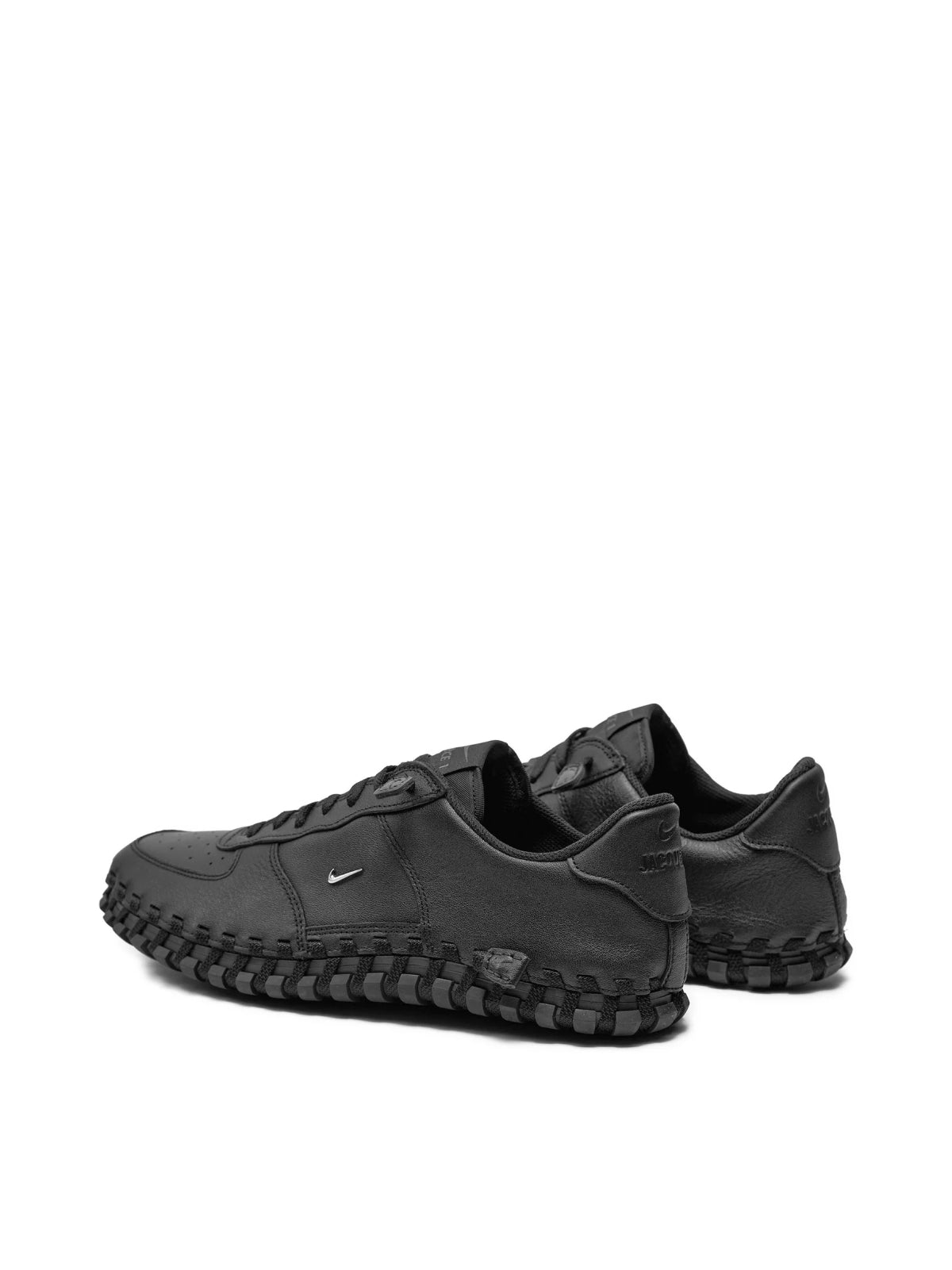 NIKE J Force 1 Low LX Sneaker