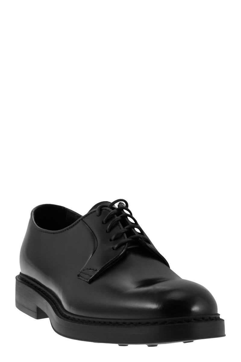 DOUCAL'S Men's Leather Derby Dress Shoes with Seamless Rounded Upper - 3 cm Heel Height