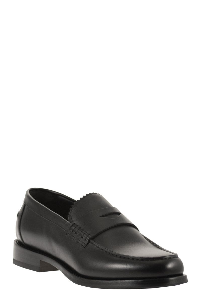 DOUCAL'S Refined Leather Loafer for Men - 3 cm Heel Height
