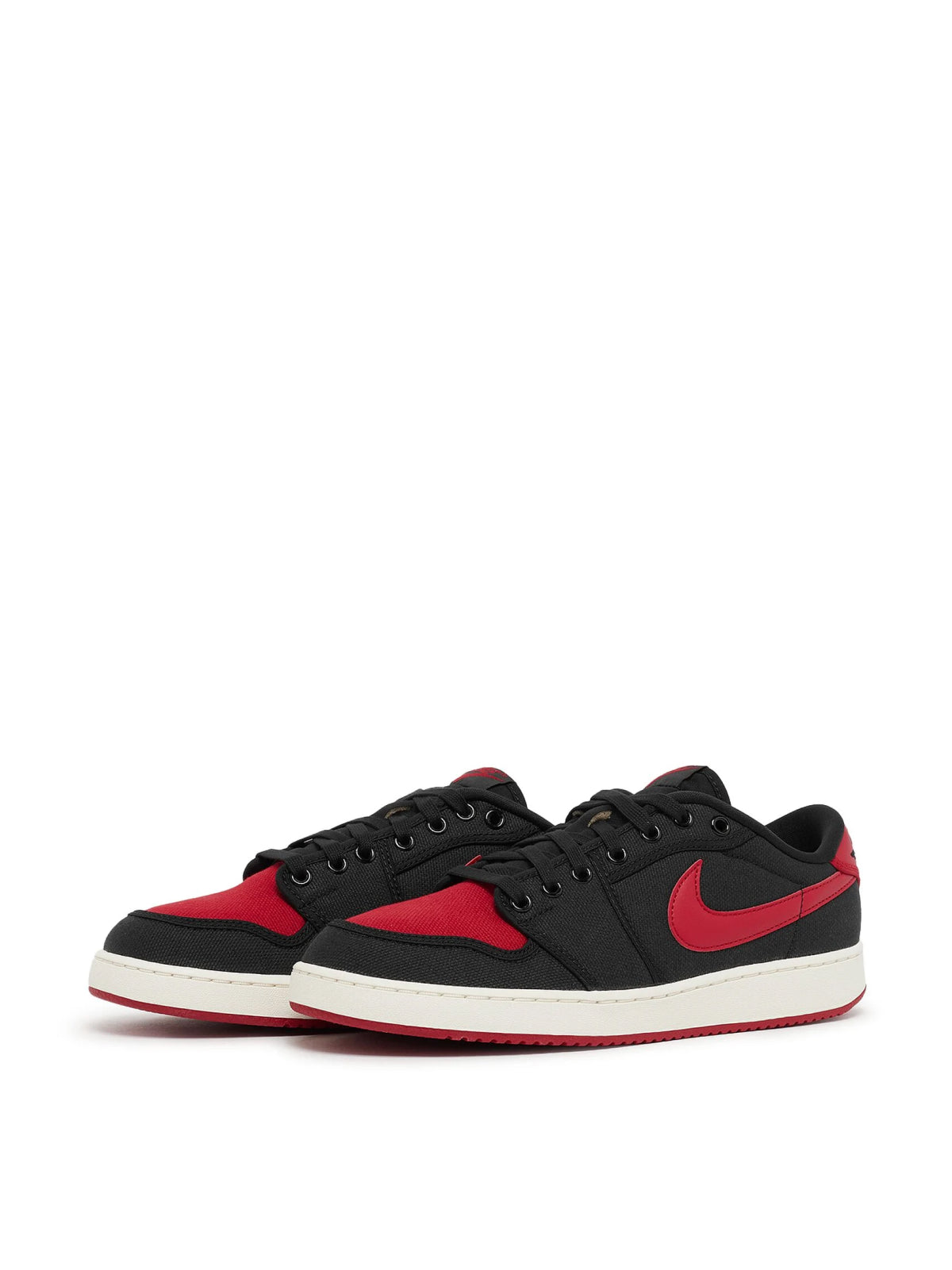 NIKE Men's Low Top Classic Sneakers