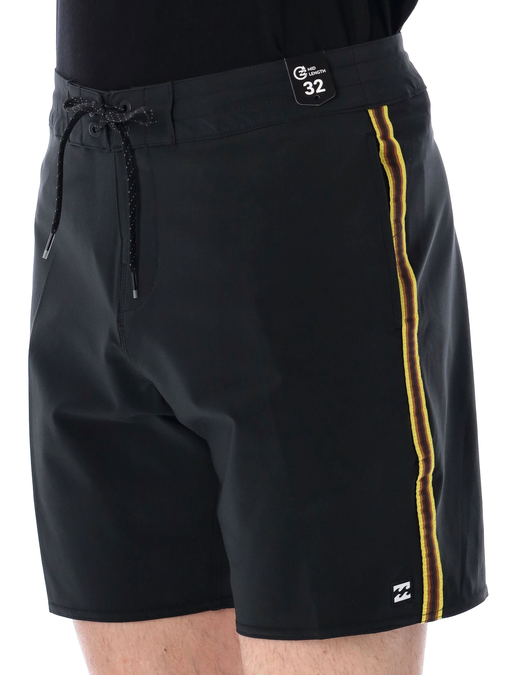 BILLABONG 19" Low Tide Boardshorts for Men