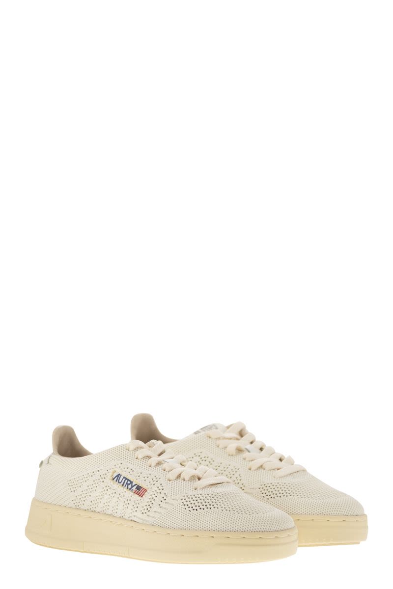 AUTRY Medalist Easeknit Low-Top Sneakers for Women