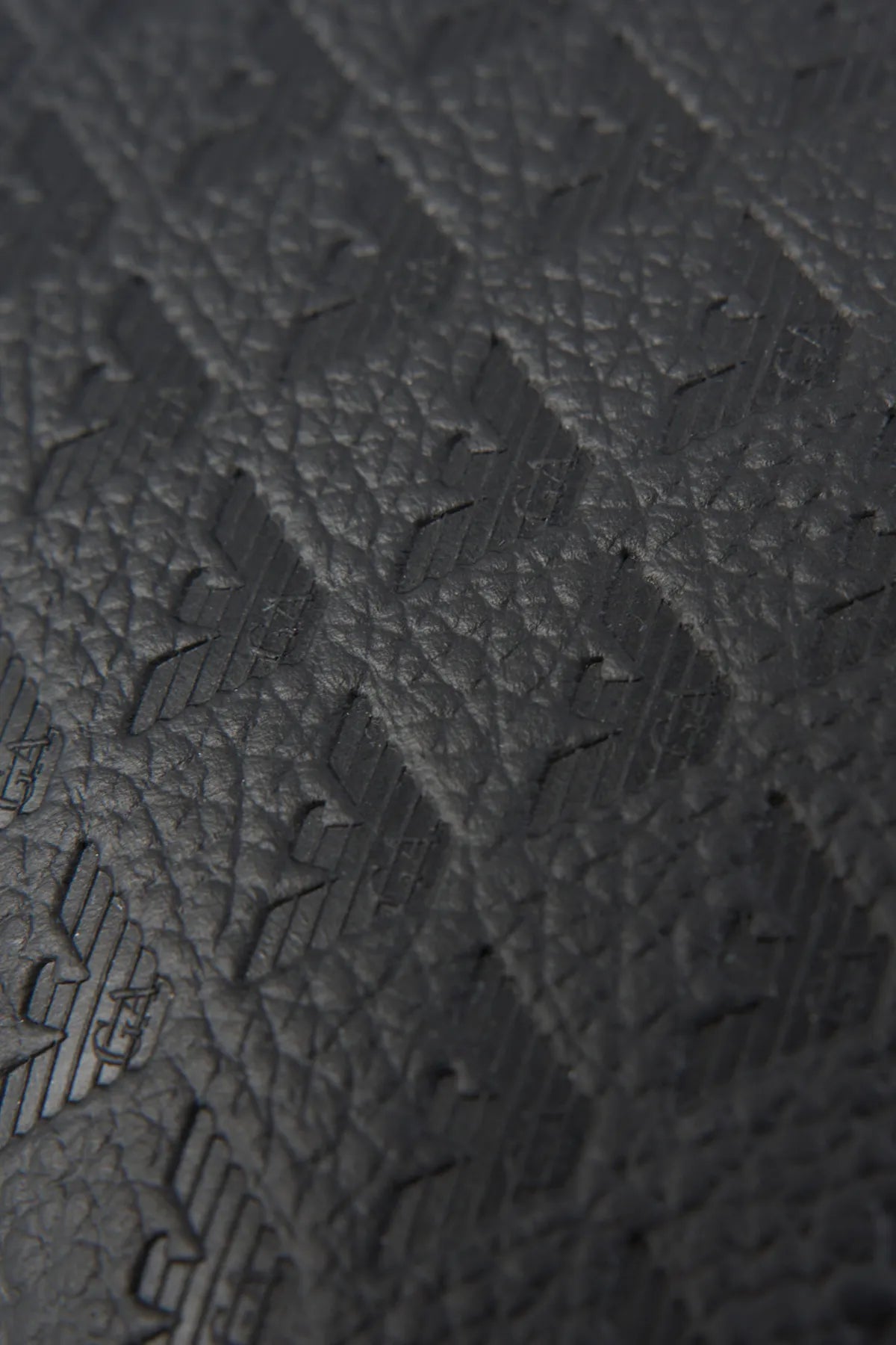 EMPORIO ARMANI Sophisticated Leather Wallet