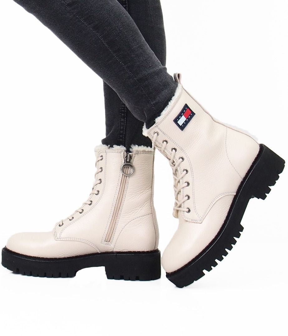 TOMMY HILFIGER Premium Leather Boots for Men - FW24 Collection