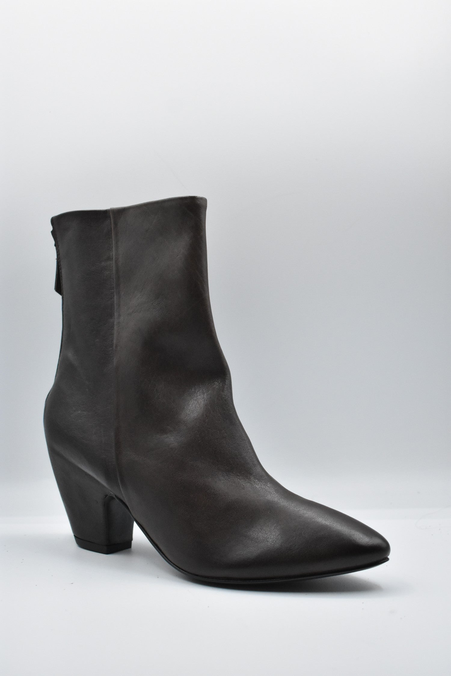 ERNESTO DOLANI Stylish Low-Cut Shoes for Women - Perfect Everyday Footwear