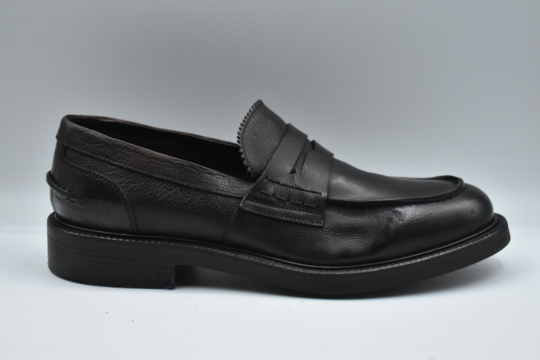 ERNESTO DOLANI Classic Laced Low Shoes for Men - Fall 2025