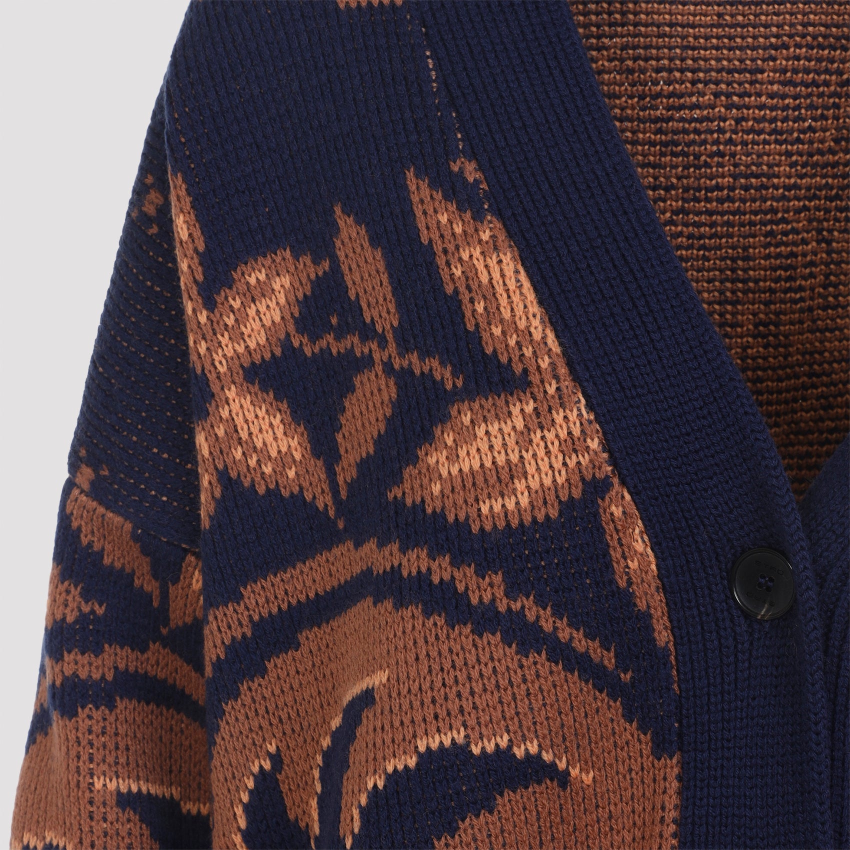 ETRO Vibrant Wool Sweater for Women - Stylish Fit