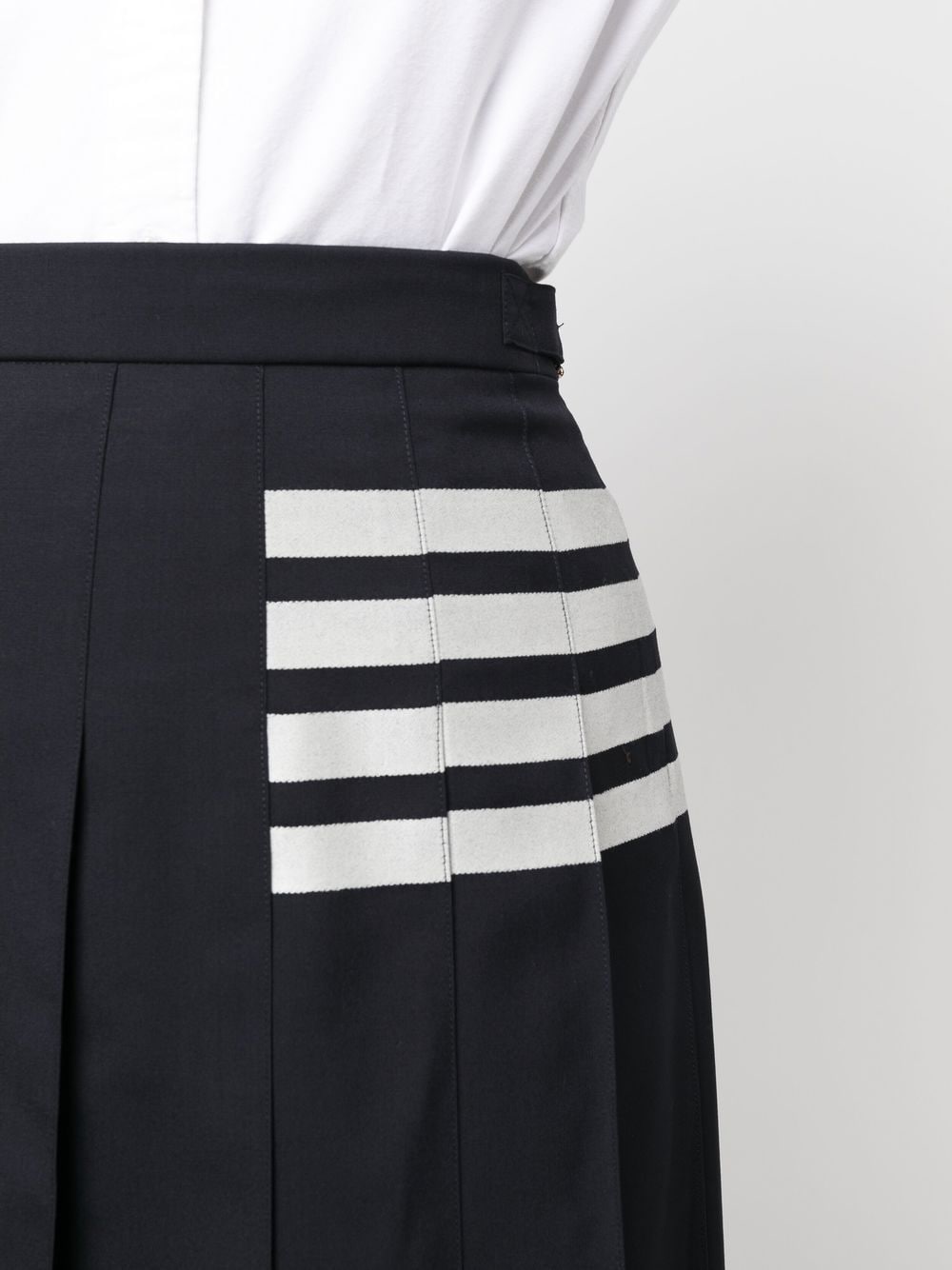 THOM BROWNE Stripe-Print Pleated Skirt - Mid-Length
