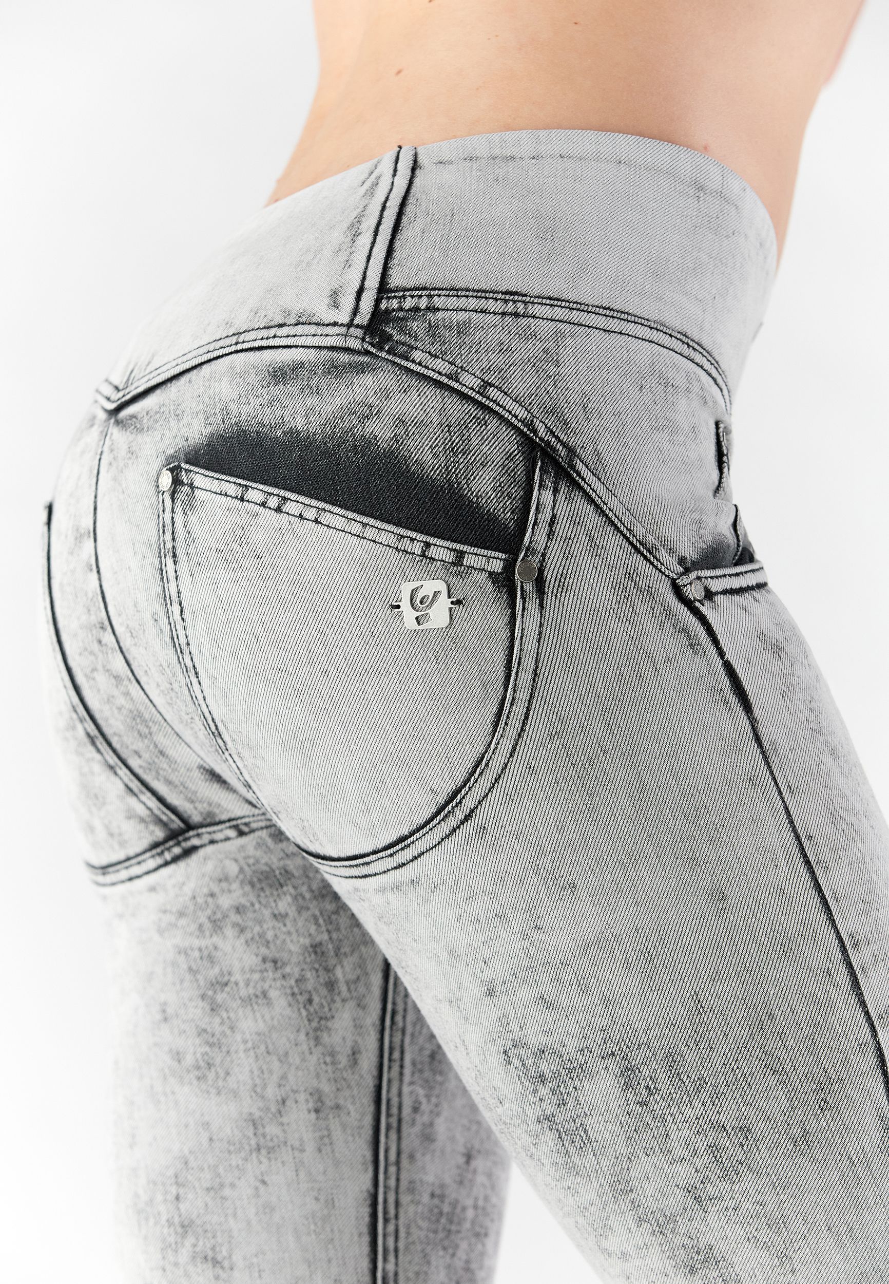 FREDDY Sustainable Push-Up Skinny Pants for Women