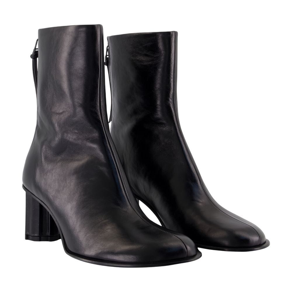 AMI PARIS Stylish Ankle Boots