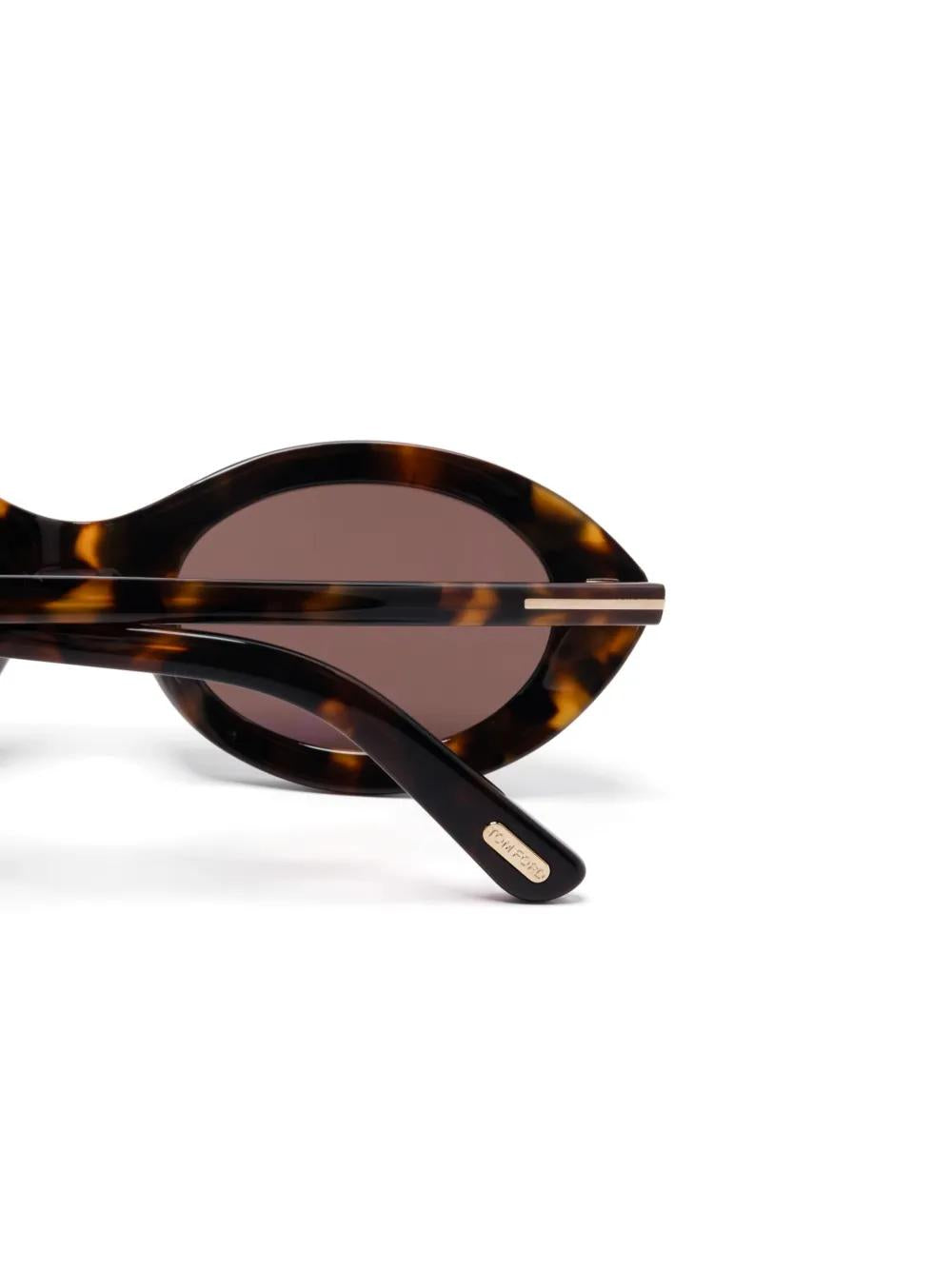 TOM FORD Carmen Sunglasses - Classic Acetate Design for Women