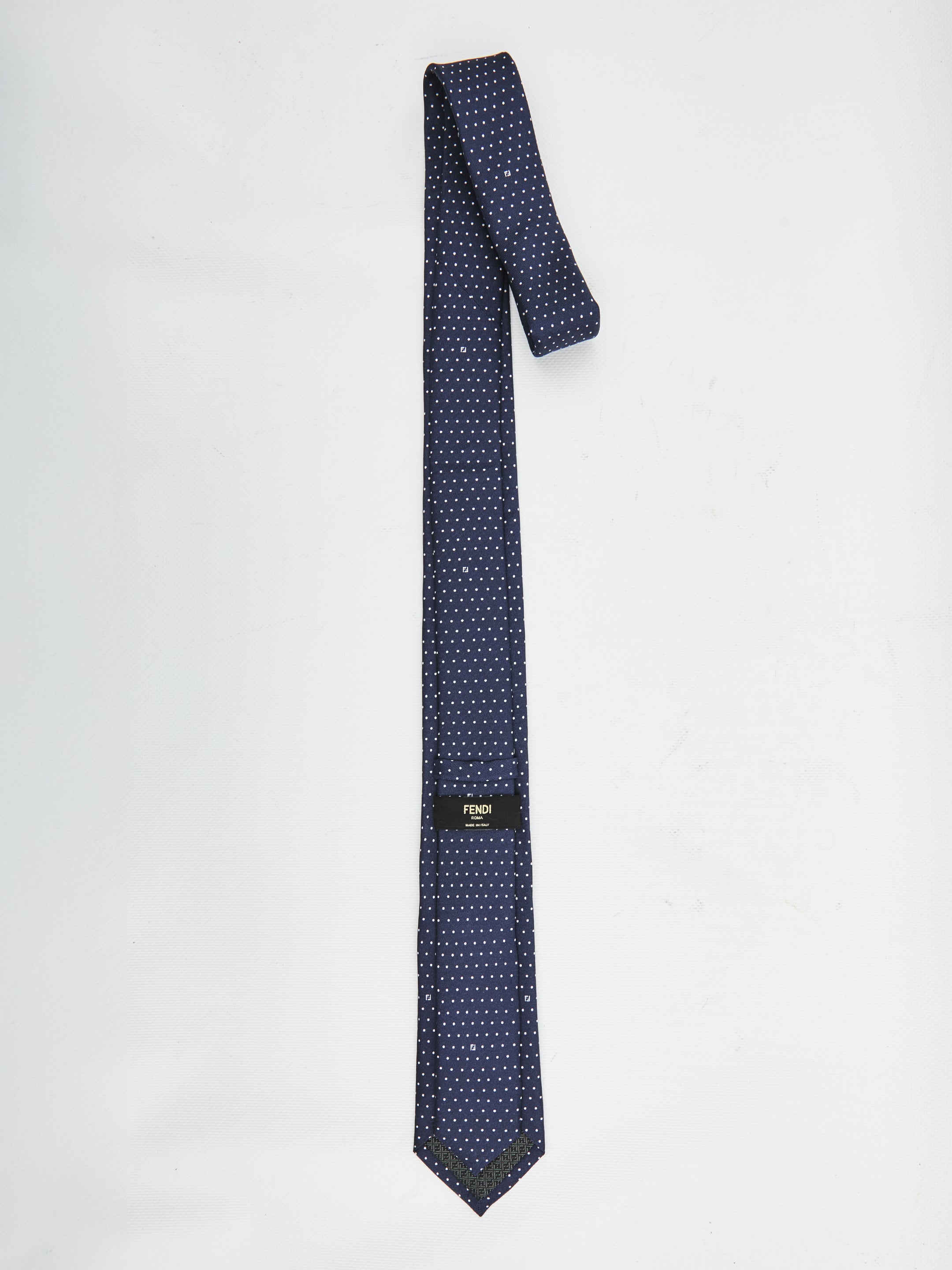 FENDI Elegant Silk Tie for Men - Fall/Winter 2025