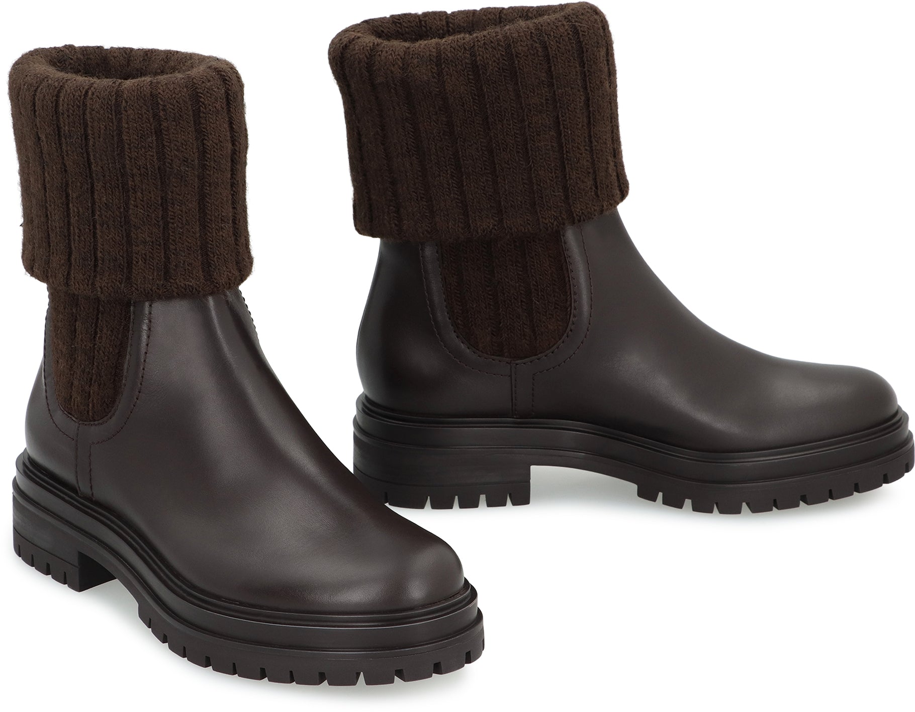 GIANVITO ROSSI Women’s Round Toe Leather Chelsea Boots