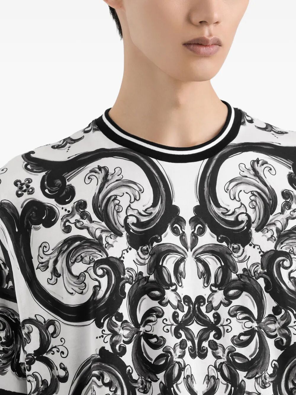 DOLCE & GABBANA Vibrant Print T-Shirt for Men - FW25 Collection
