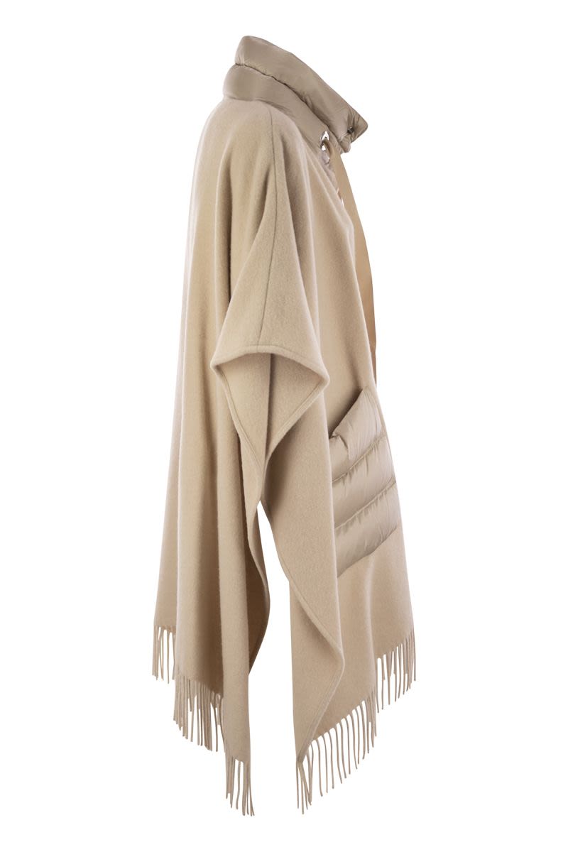 HERNO Ultralight Luxury Wool and Cashmere Poncho