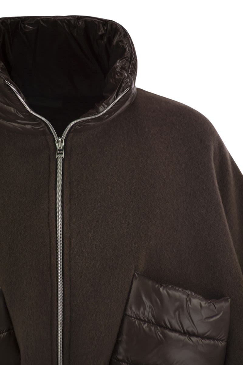 HERNO Mini Resort Poncho in Wool and Cashmere with Ultralight Details