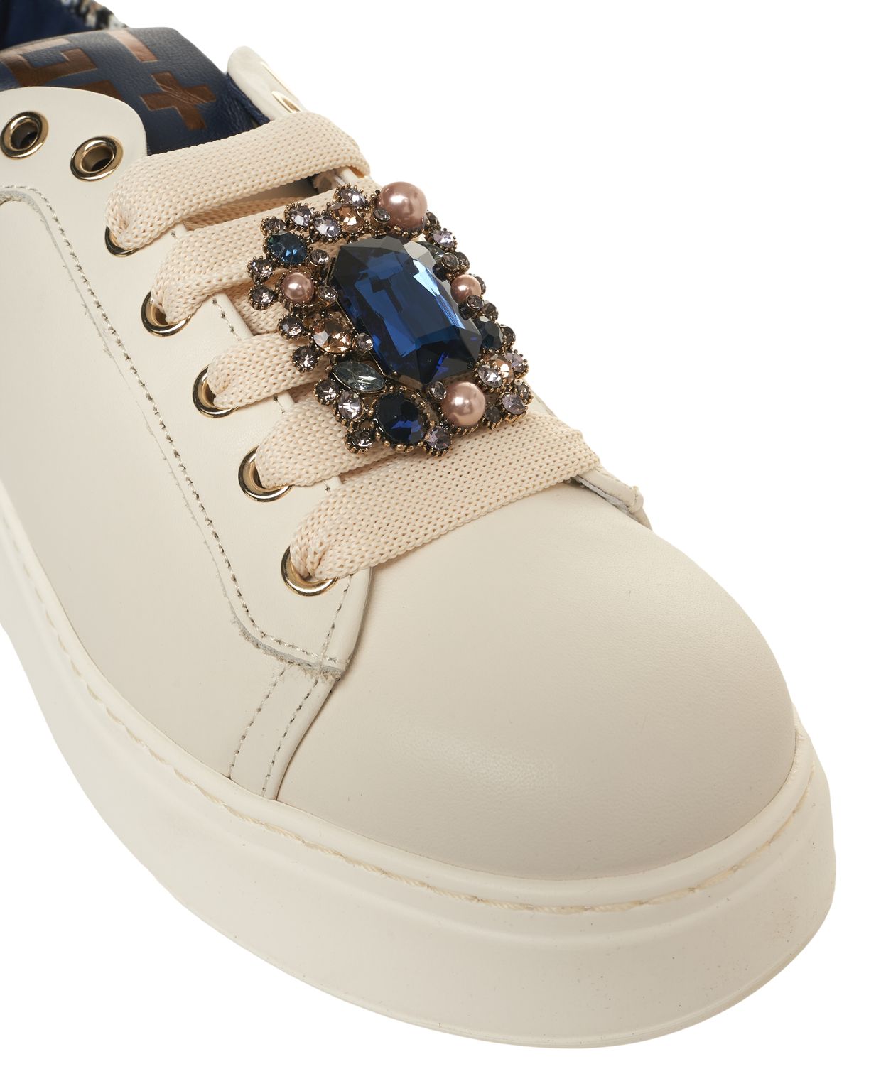 GIO+ Women's Elevated Leather Sneaker with Distinctive Sole