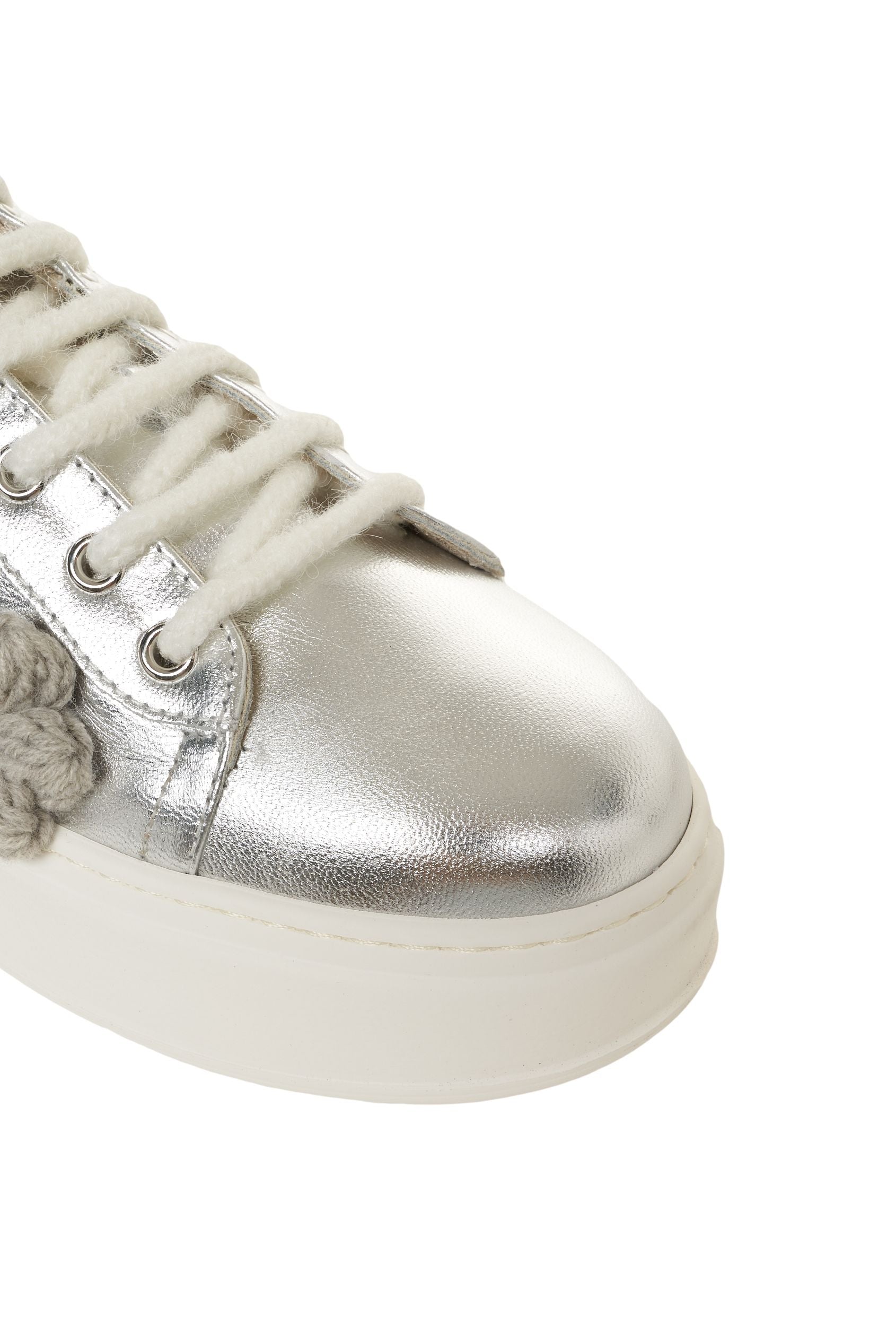 GIO+ Women’s Platform Sneaker with 3D Floral Appliqués
