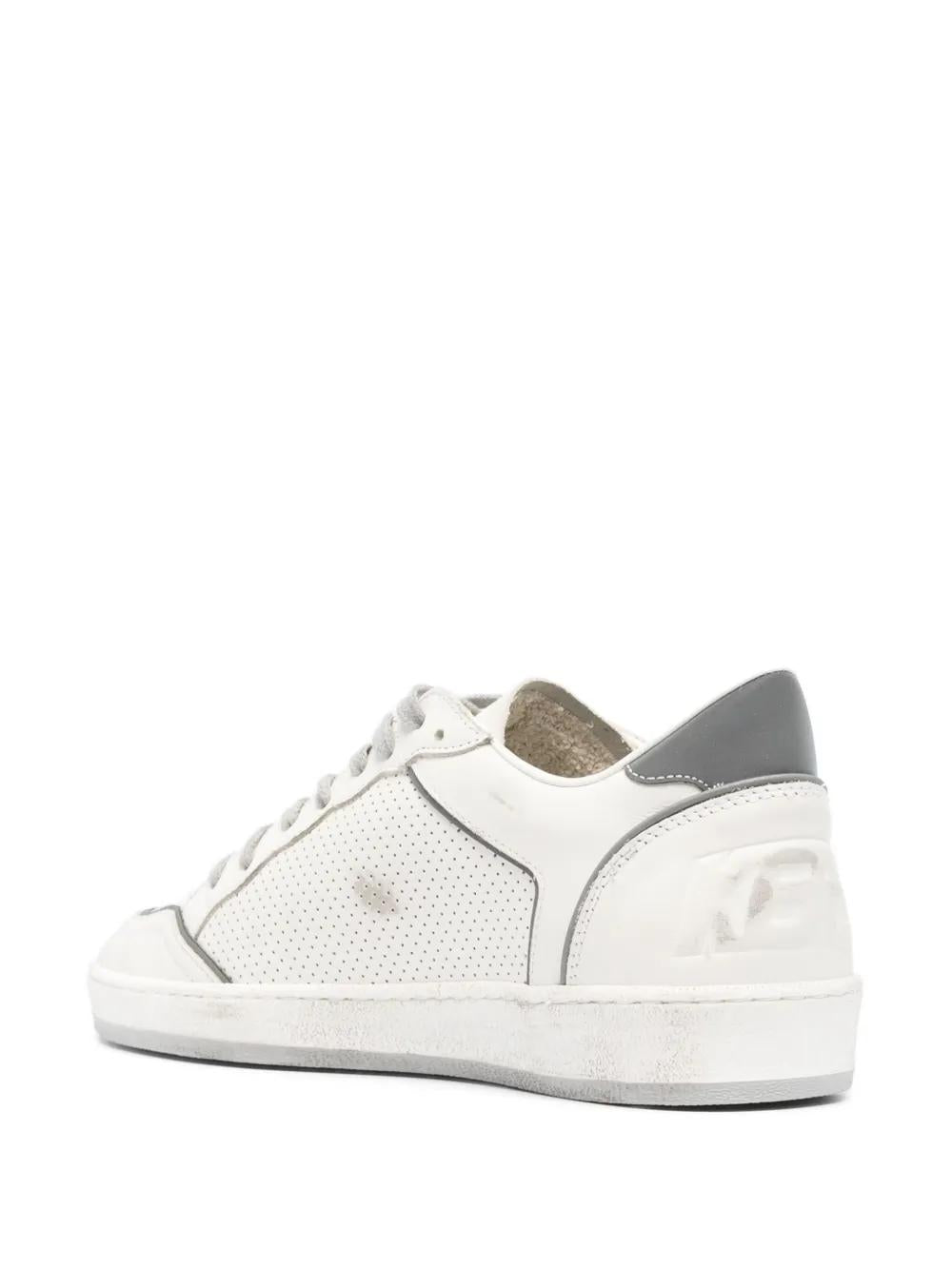 GOLDEN GOOSE Vintage Effect Leather Sneaker with Olive Green Star and Crocodile Effect Heel Tab