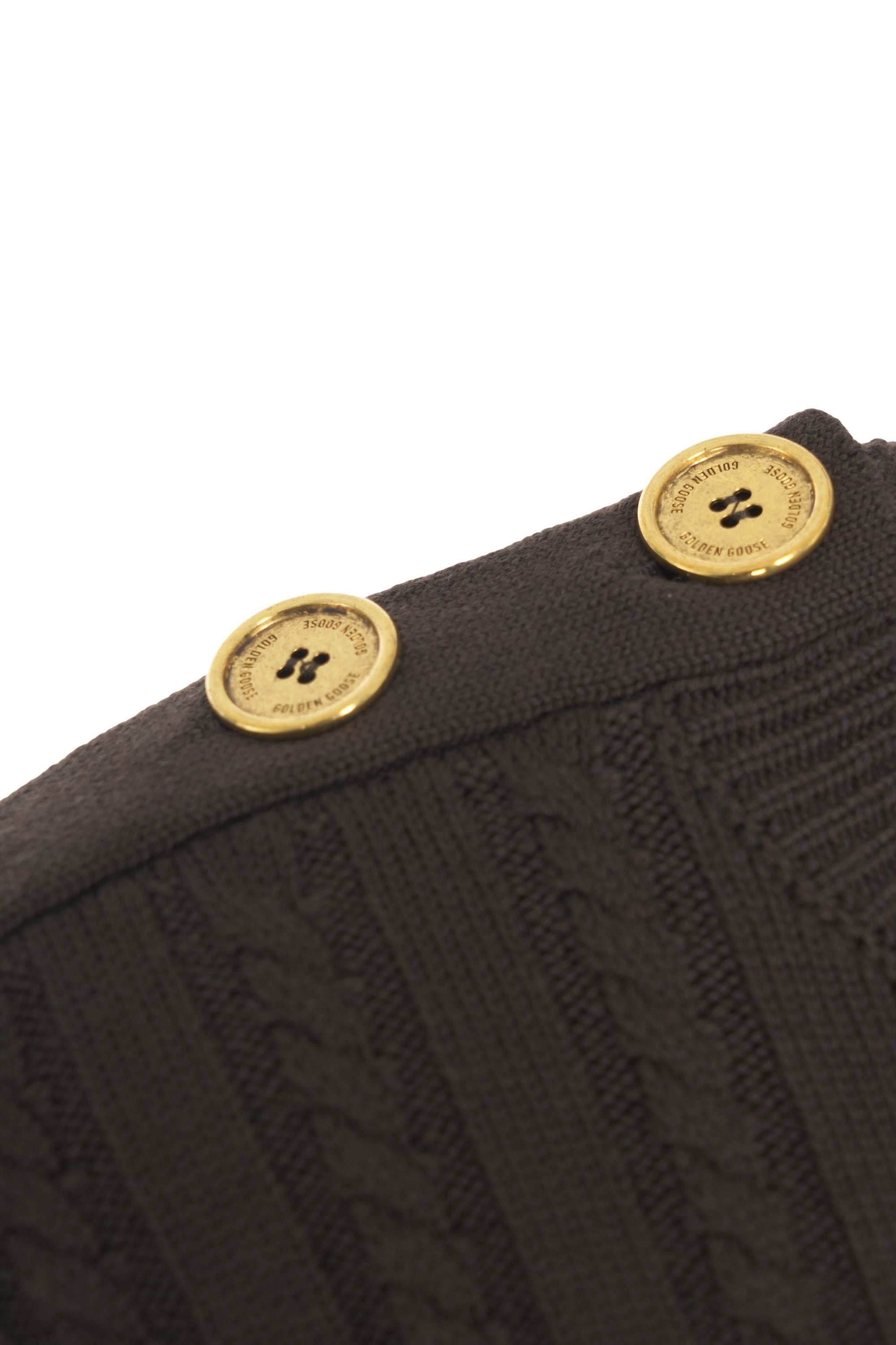 GOLDEN GOOSE Elegant Cable-Knit Sweater with Decorative Shoulder Buttons