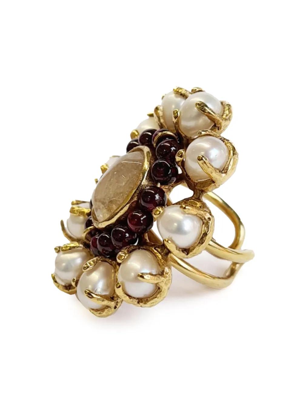 GOOSSENS Elegant Pearl and Garnet Ring for Women