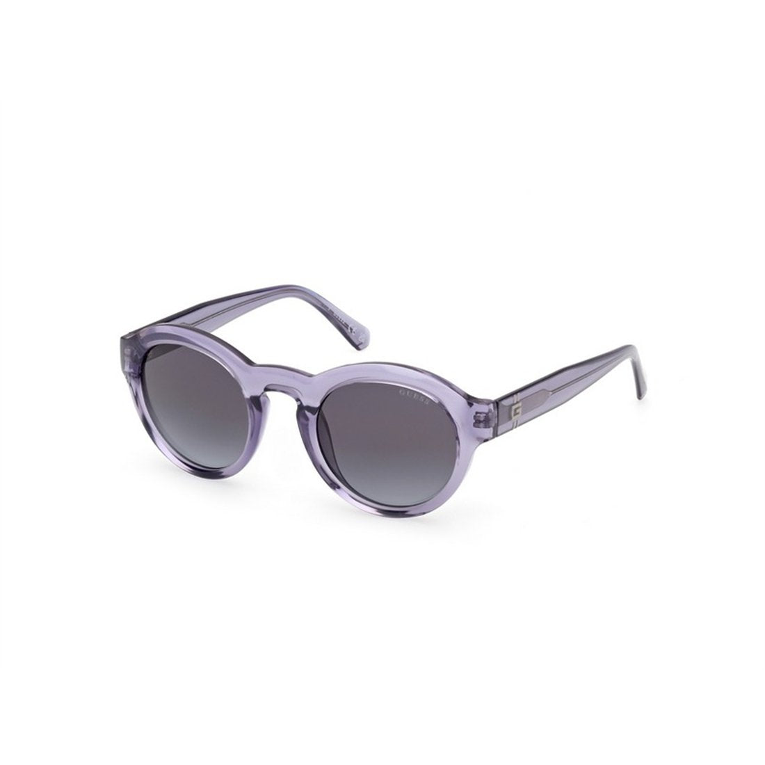 GUESS Stylish Gradient Sunglasses for All Seasons