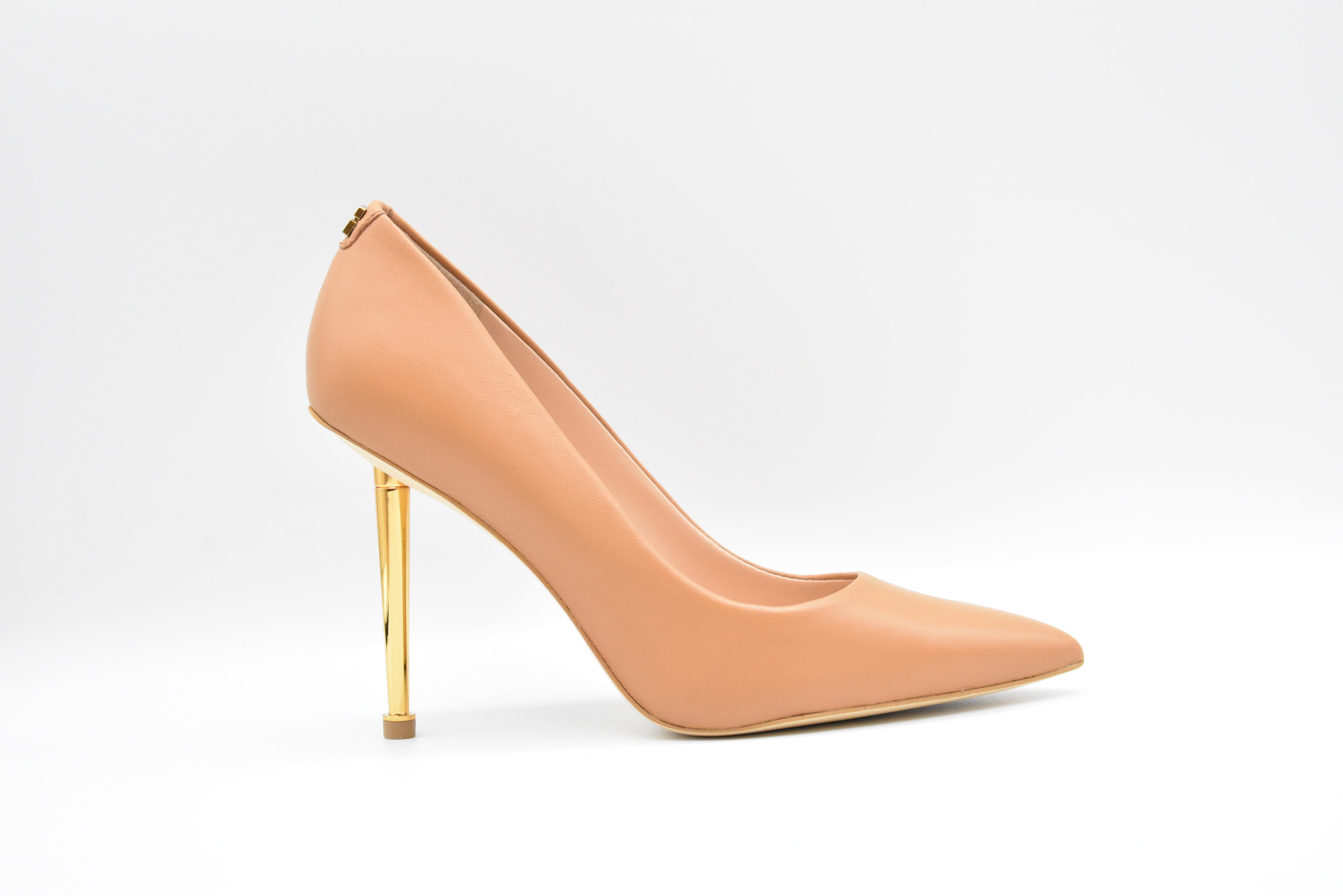 GUESS Flat Shoes for Women - Laced Design