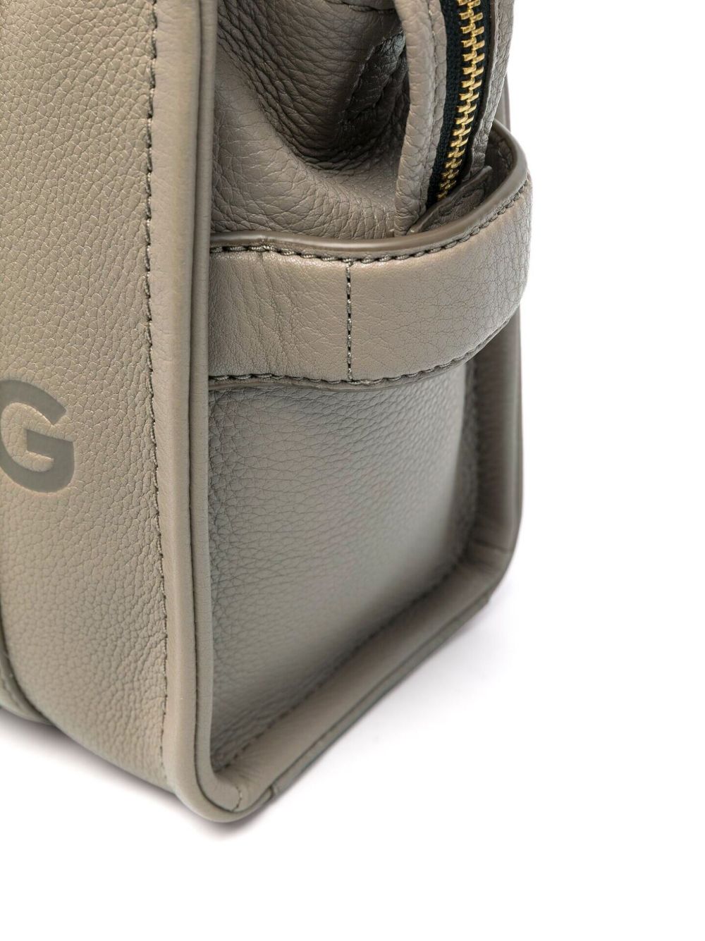 MARC JACOBS Flat Handbag with Detachable Shoulder Strap