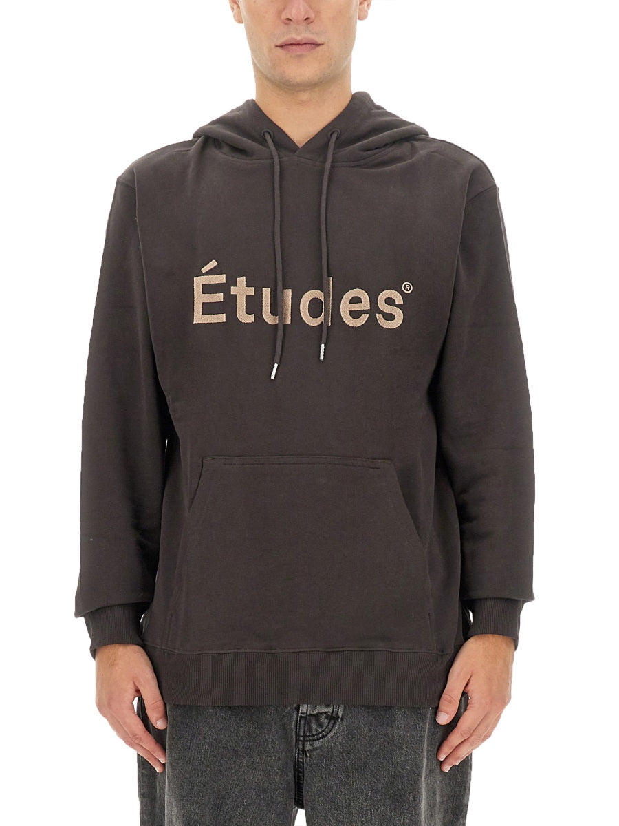 ETUDES STUDIO Organic Cotton Sweatshirt with Logo - Size L