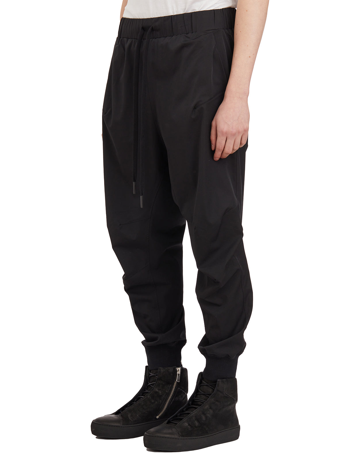 ANDREA YA'AQOV Men's Nylon Jogging Pants - Size M
