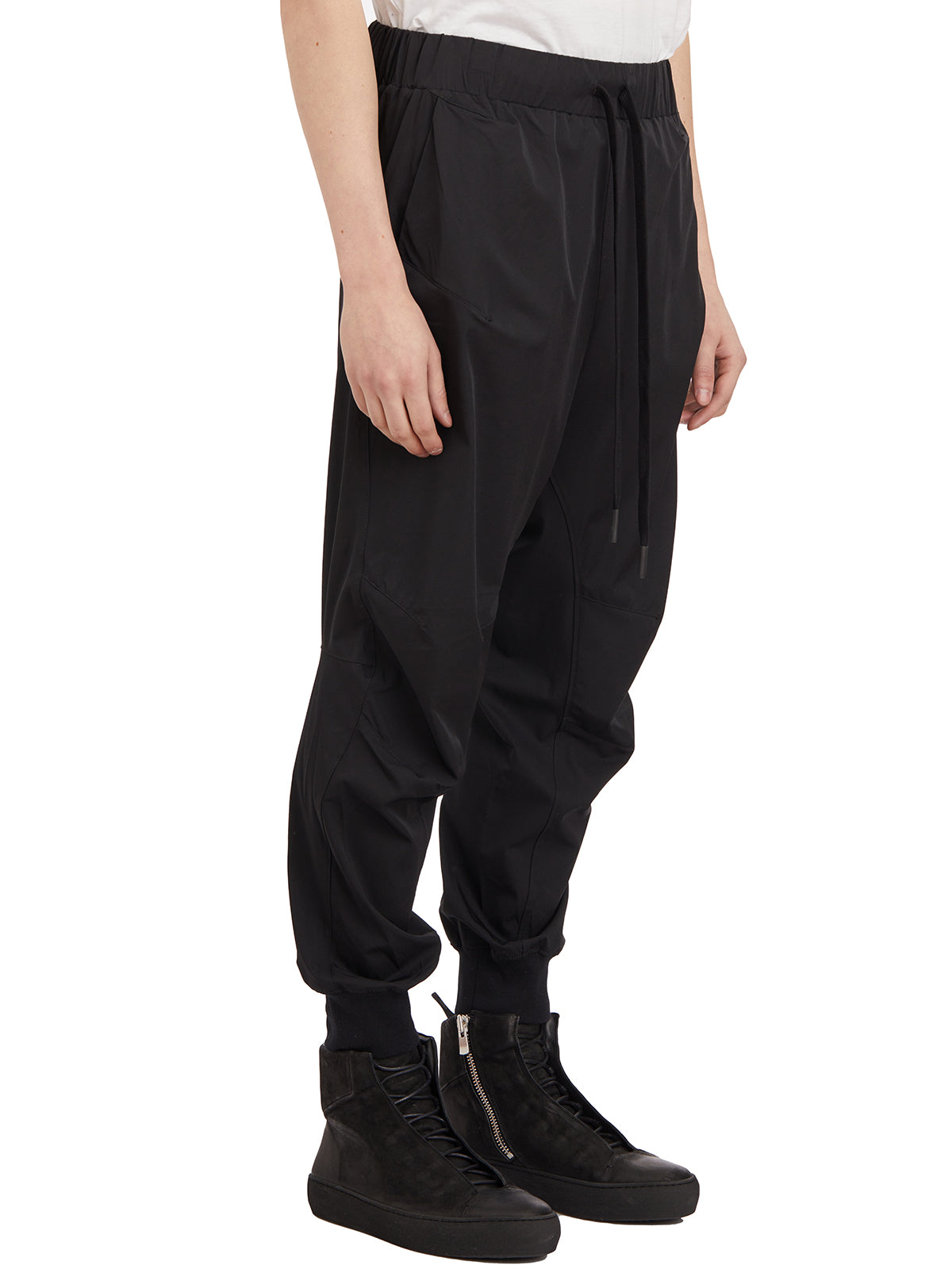 ANDREA YA'AQOV Men's Nylon Jogging Pants - Size M