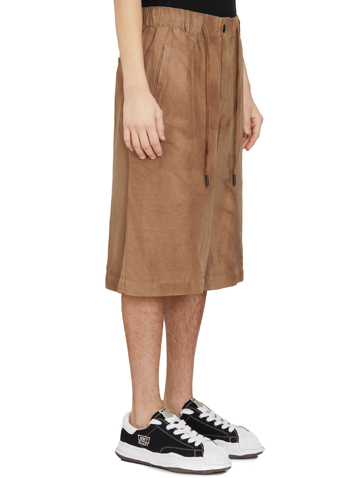 ANDREA YA'AQOV Men's Wide-Leg Bermuda Pants - Size M