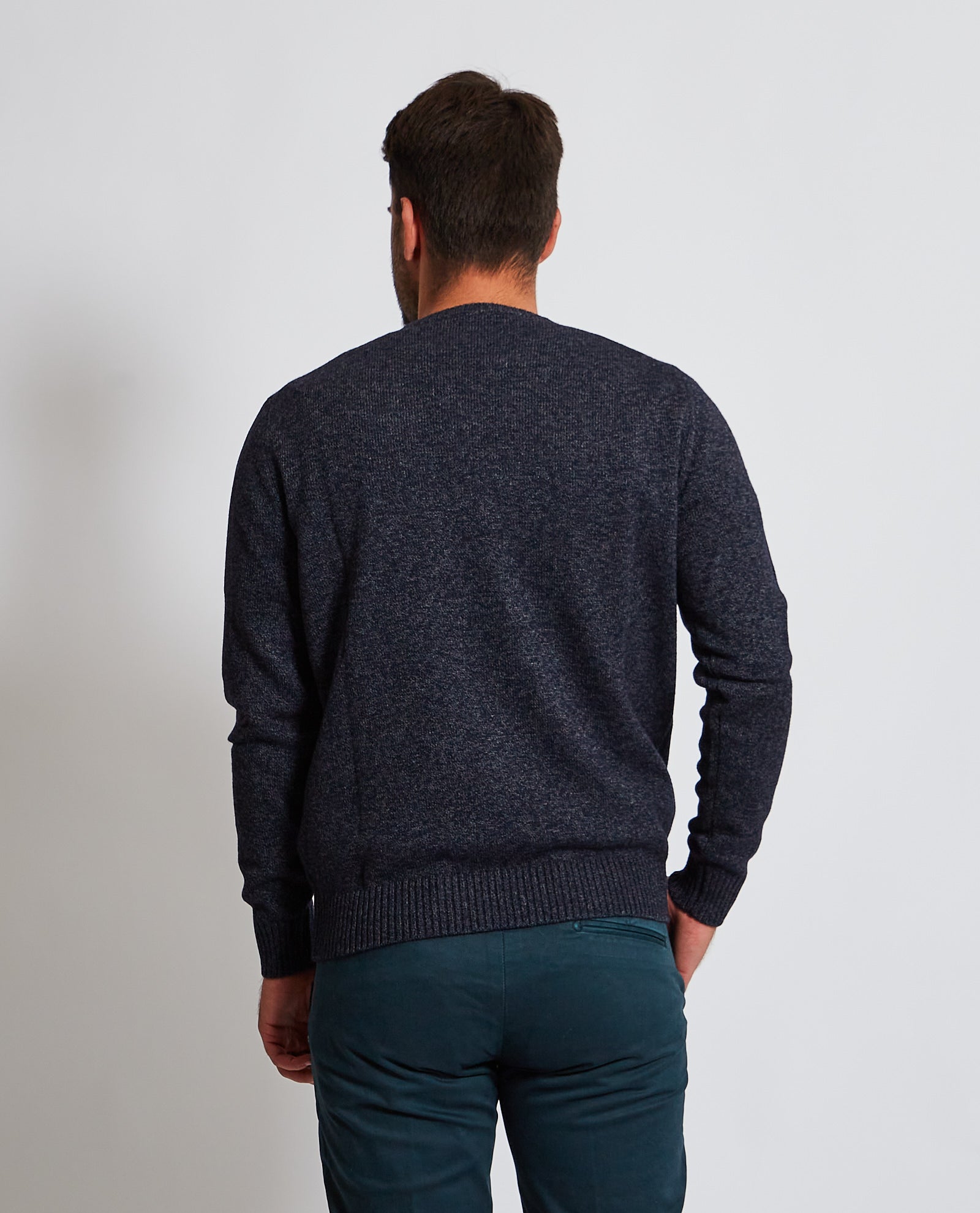 HARMONT & BLAINE Classic Sweater with Iconic Embroidered Design