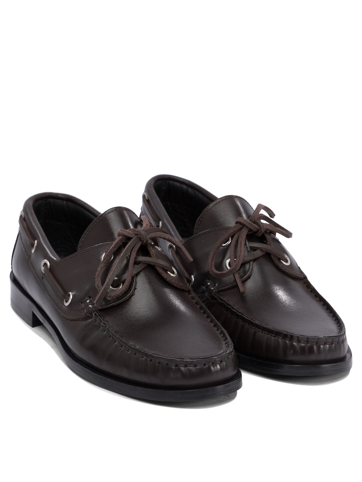 AEYDE Elegance Redefined: Women's Classic Leather Loafers