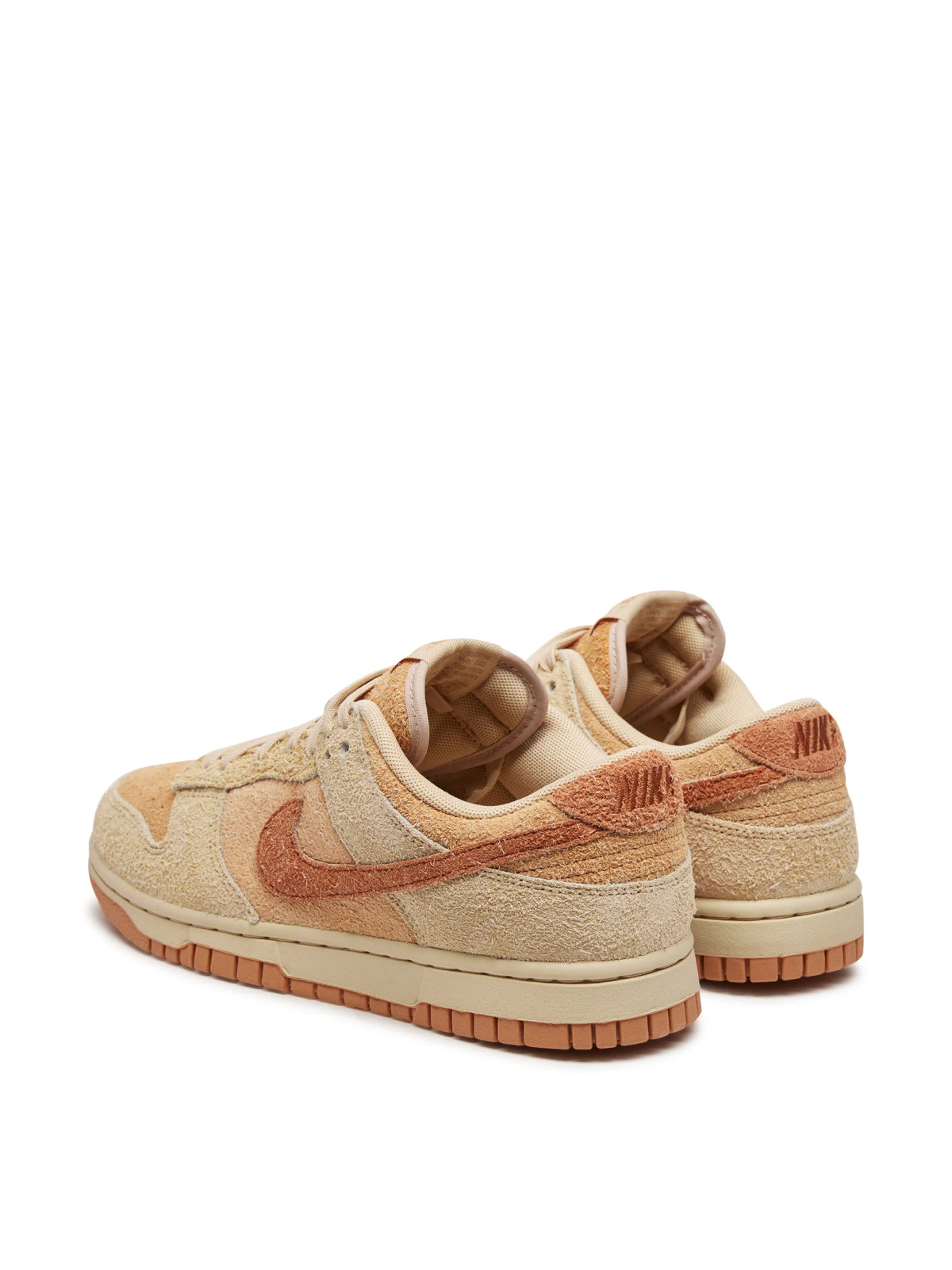 NIKE Dunk Low Sneaker